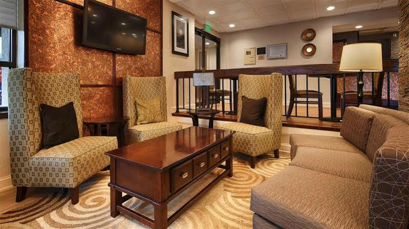 Western Plaza 3*