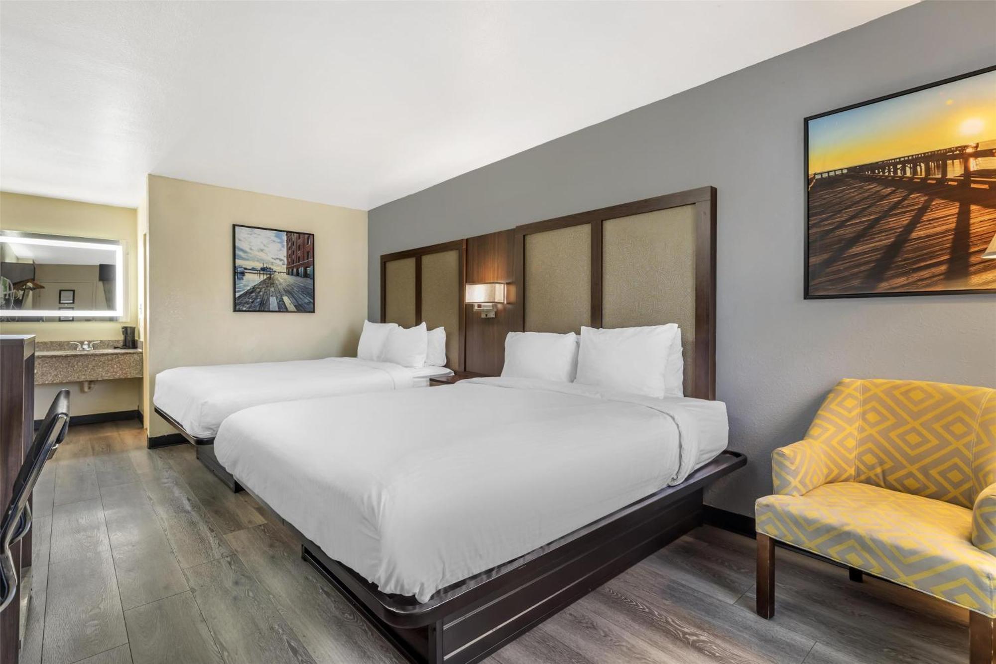 Western Plaza Hotel