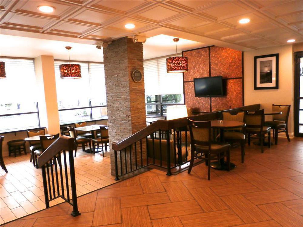 Hotel Western Plaza Salisbury